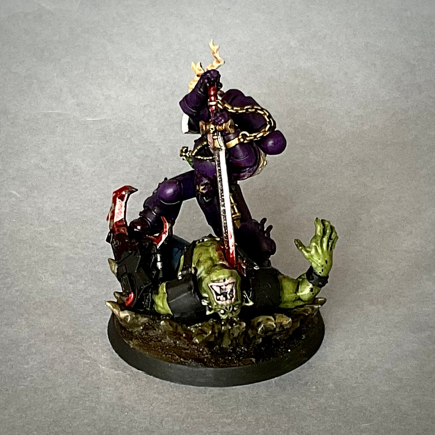 Bayard matando orco pintada
